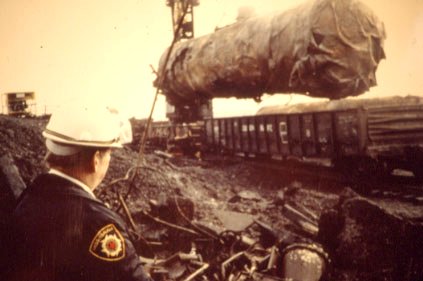 1979 Mississauga Train Derailment image from http://www.mississauga.ca/ecity/popup/largeImageView.jsp?imageId=58600023&index=0