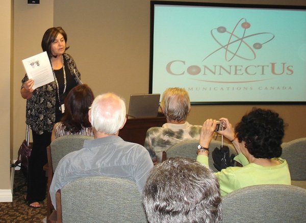 Presenter Donna Messer photo by I Lee, August 11, 2010