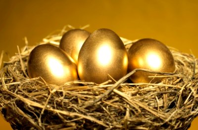 Four Golden Nest Eggs Google image from http://www.usatoday.com/story/money/personalfinance/2012/11/16/making-retirement-savings-last/1707471/
