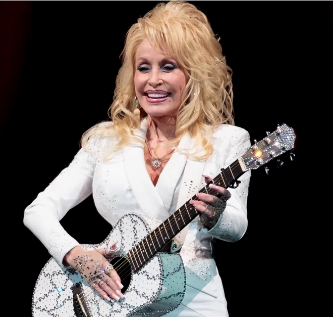 Dolly Parton does Jolene, Popsugar.com