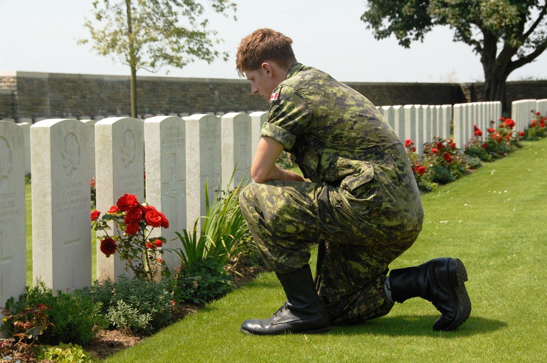 Vimy Cemetery Google image from http://www.europe.forces.gc.ca/photo/fran/Vimy/Vimy%2520cemetary2.jpg