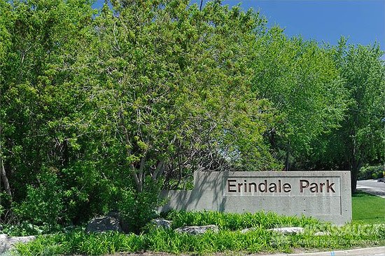 Erindale Park Mississauga Google image http://media-cdn.tripadvisor.com/media/photo-s/03/bc/2d/ec/erindale-park.jpg