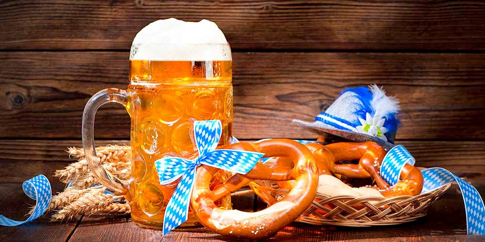 Oktoberfest Bier und Brezeln Google image from https://learn.kegerator.com/festbier/