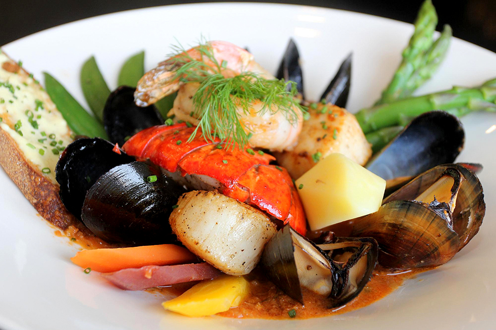 Gustav Chophouse & Bar Google image from https://gustavs.ca/gallery.html