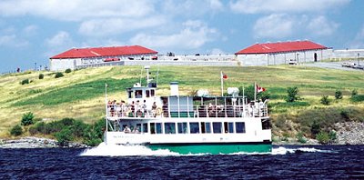 Island Cruise on Island Belle