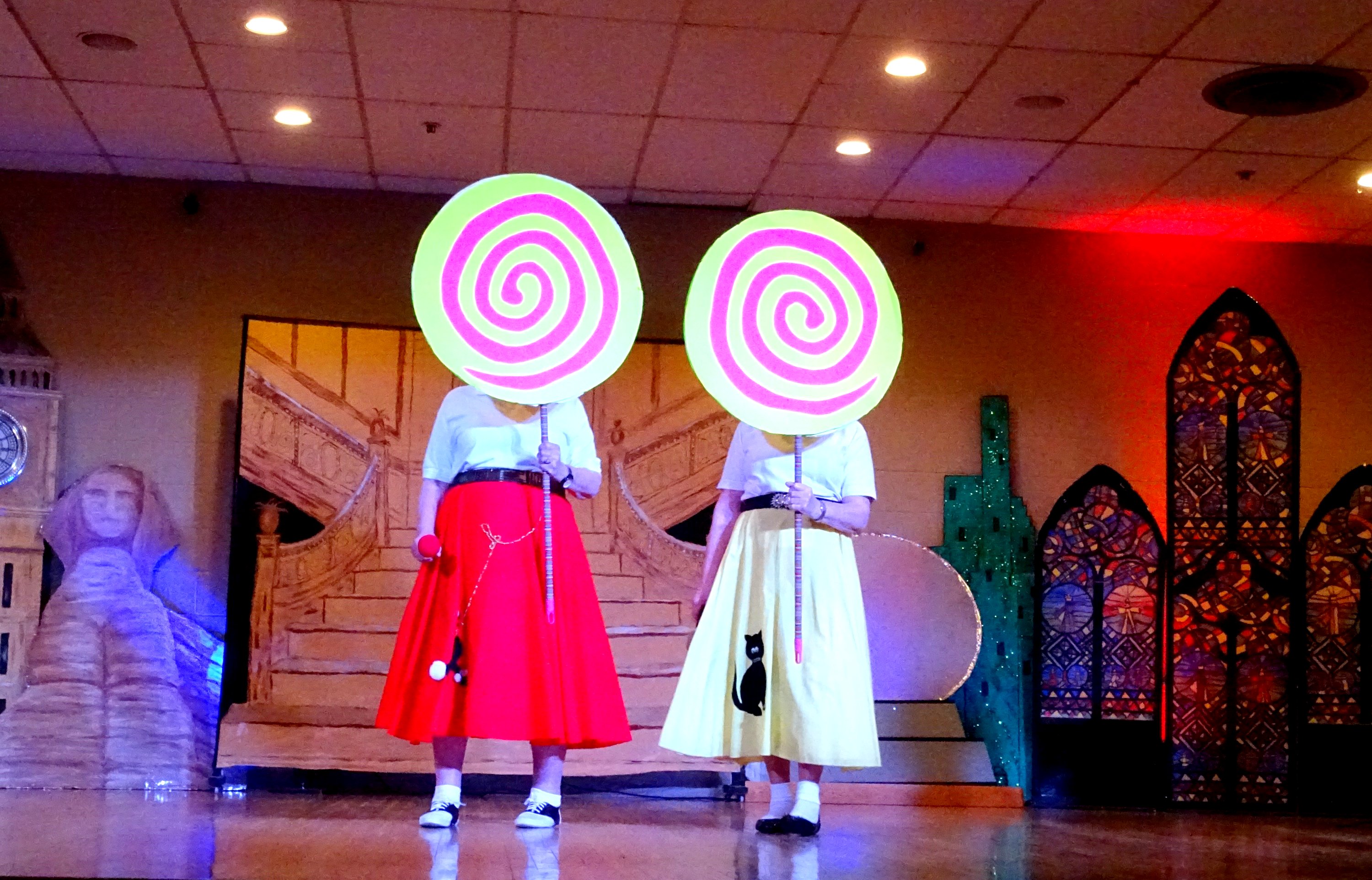 Lollipop sung by Jill Berry and Joyce Reissner, Variety Show, Photo by I Lee 21 April 2017