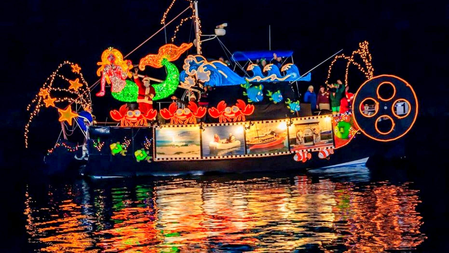 Ventura Harbour Annual Parade of Boats, Parade of Lights, Ventura, California. Google image from https://www.foxnews.com/travel/6-festive-boat-parades-to-light-up-your-holidays